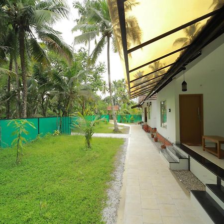 Prakruthi Residency Munroeisland Apartment Mundrothuruth Екстериор снимка