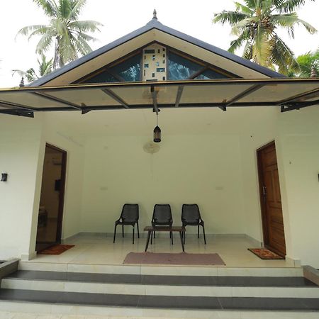 Prakruthi Residency Munroeisland Apartment Mundrothuruth Екстериор снимка