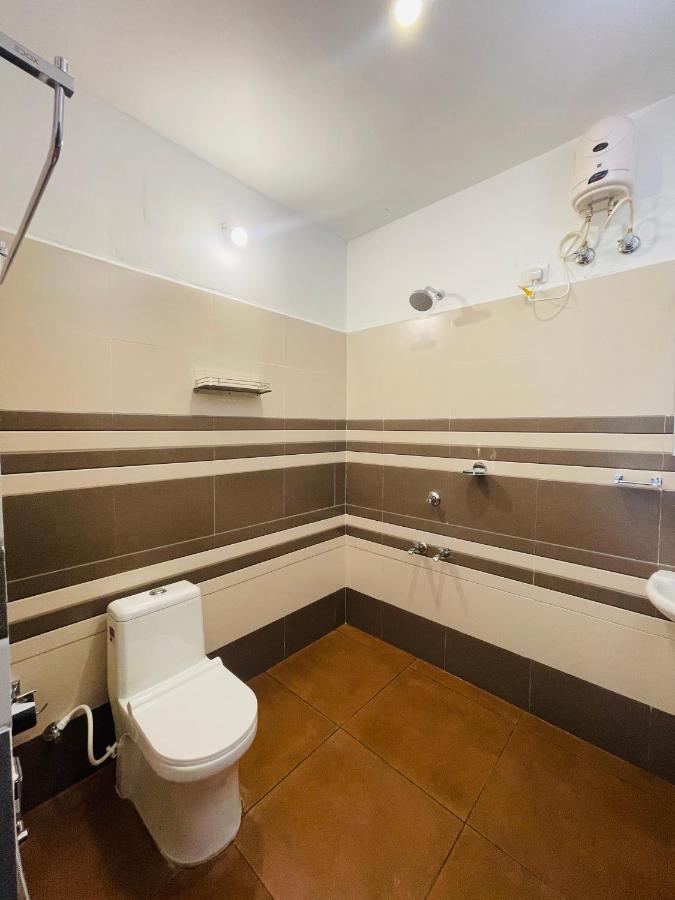 Prakruthi Residency Munroeisland Apartment Mundrothuruth Екстериор снимка