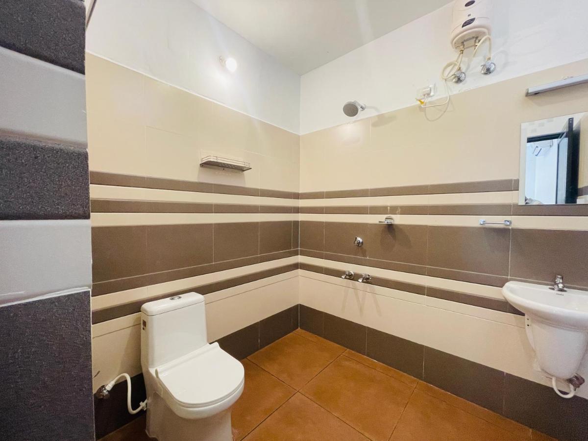 Prakruthi Residency Munroeisland Apartment Mundrothuruth Екстериор снимка