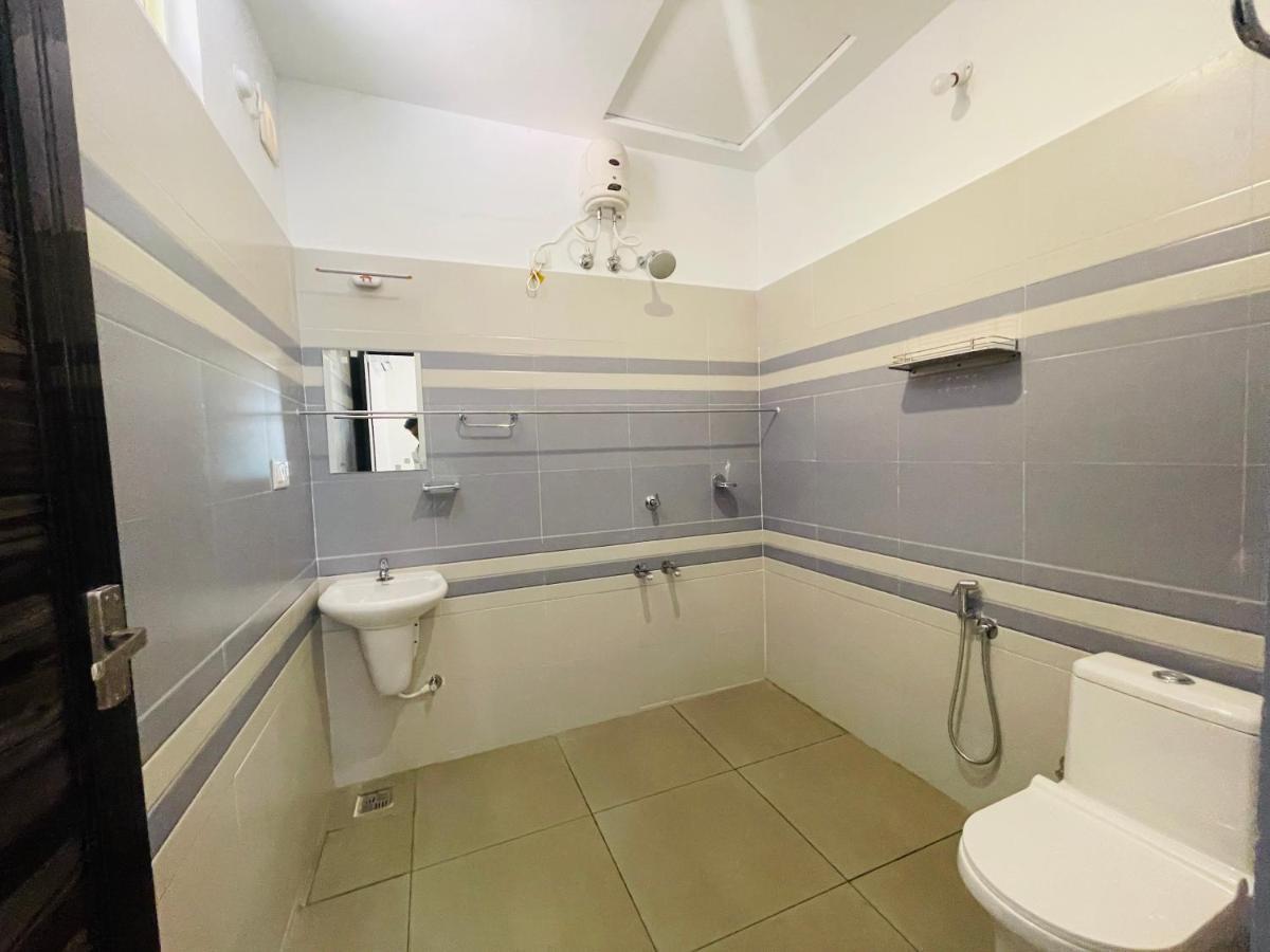 Prakruthi Residency Munroeisland Apartment Mundrothuruth Екстериор снимка