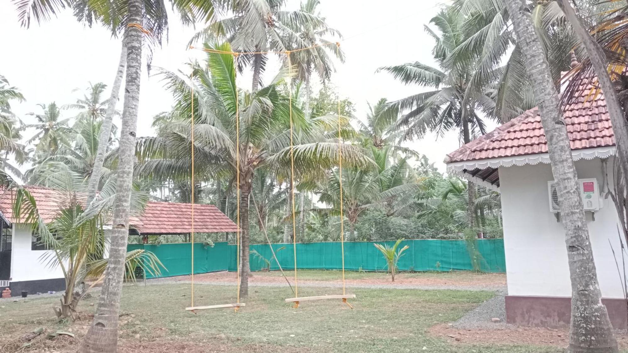 Prakruthi Residency Munroeisland Apartment Mundrothuruth Екстериор снимка
