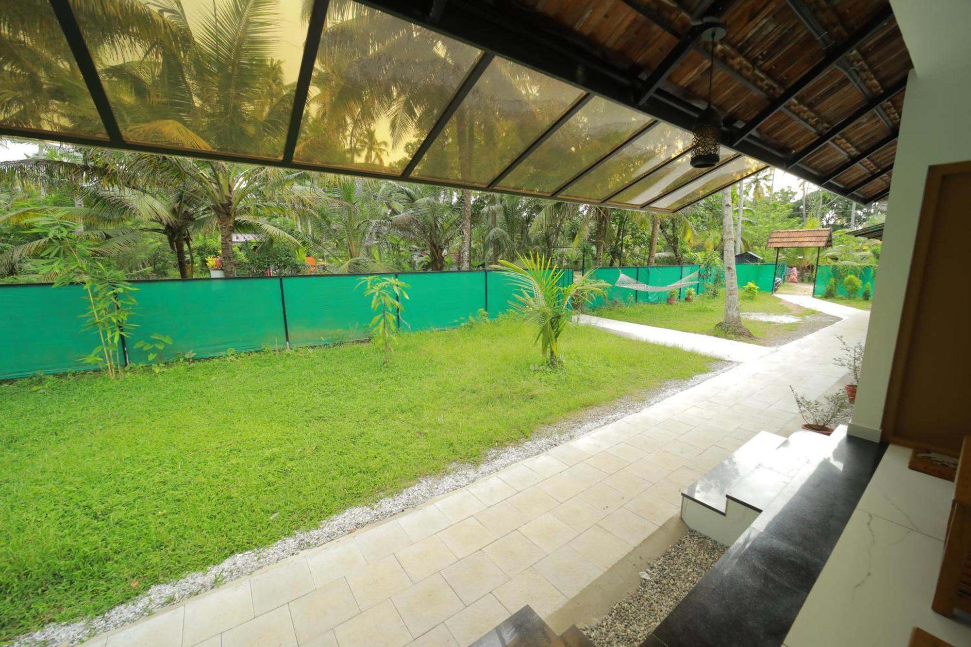 Prakruthi Residency Munroeisland Apartment Mundrothuruth Екстериор снимка