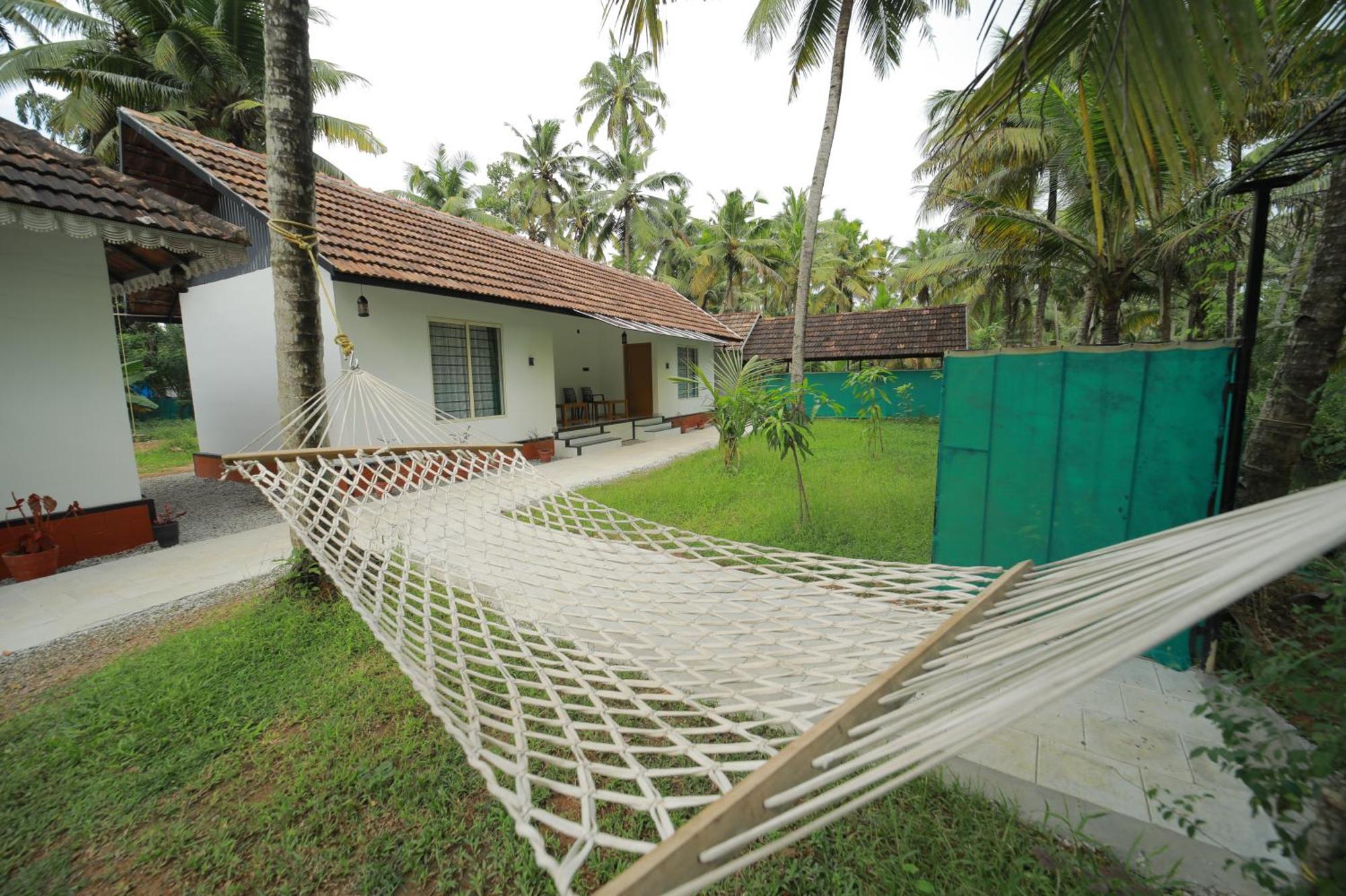Prakruthi Residency Munroeisland Apartment Mundrothuruth Екстериор снимка
